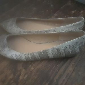 Joe's snake skin flats size 8m